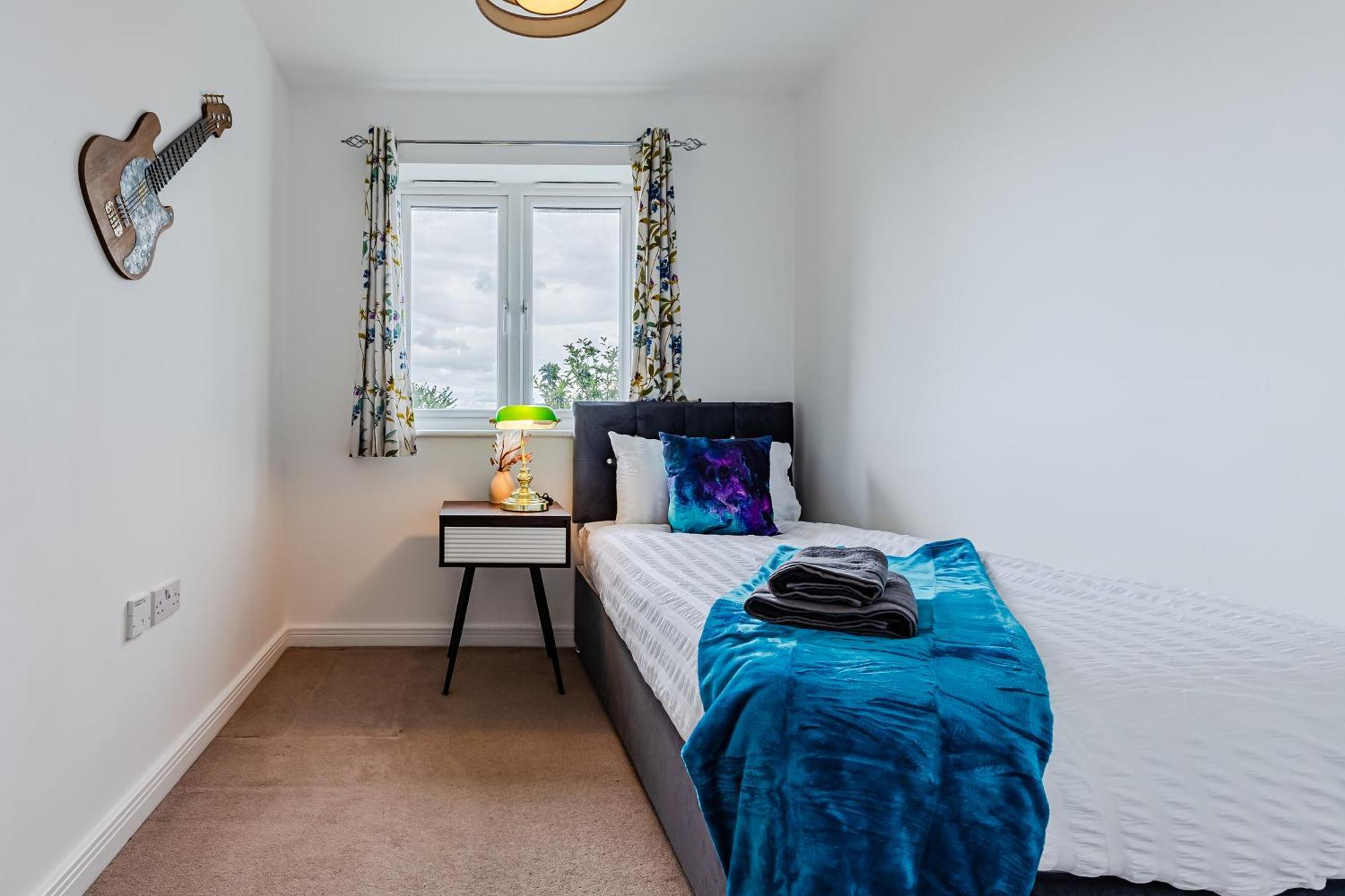3 Bedroom Swanley House ภายนอก รูปภาพ