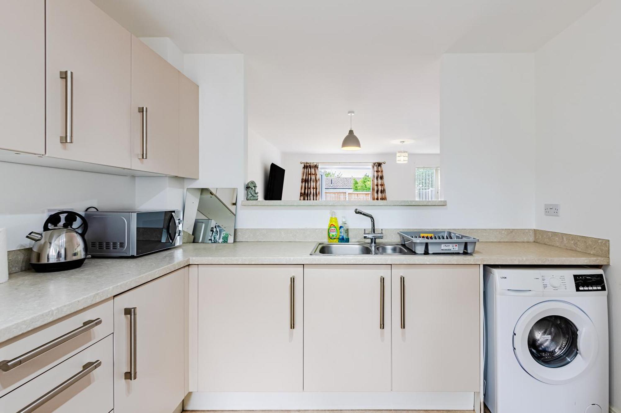 3 Bedroom Swanley House ภายนอก รูปภาพ
